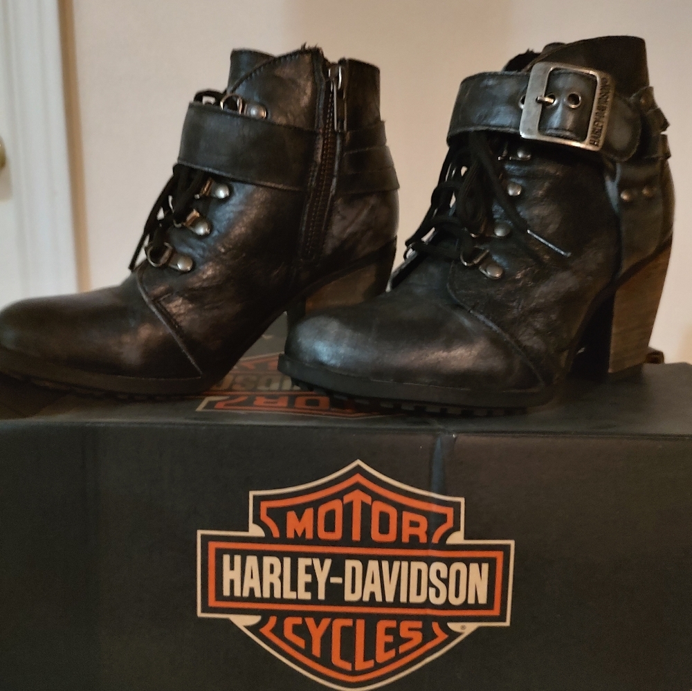 Distressed Harley Davidson Booties